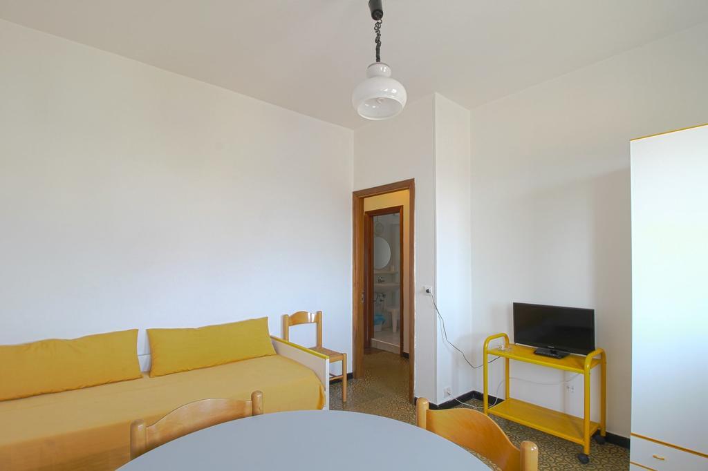 Hotel Riviera Pietra Ligure Buitenkant foto