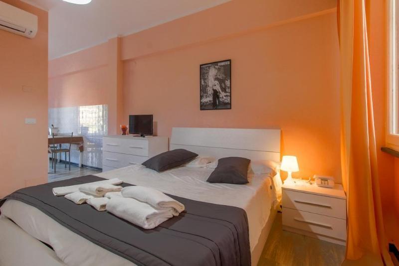 Hotel Riviera Pietra Ligure Buitenkant foto