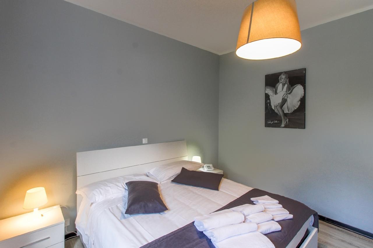 Hotel Riviera Pietra Ligure Buitenkant foto