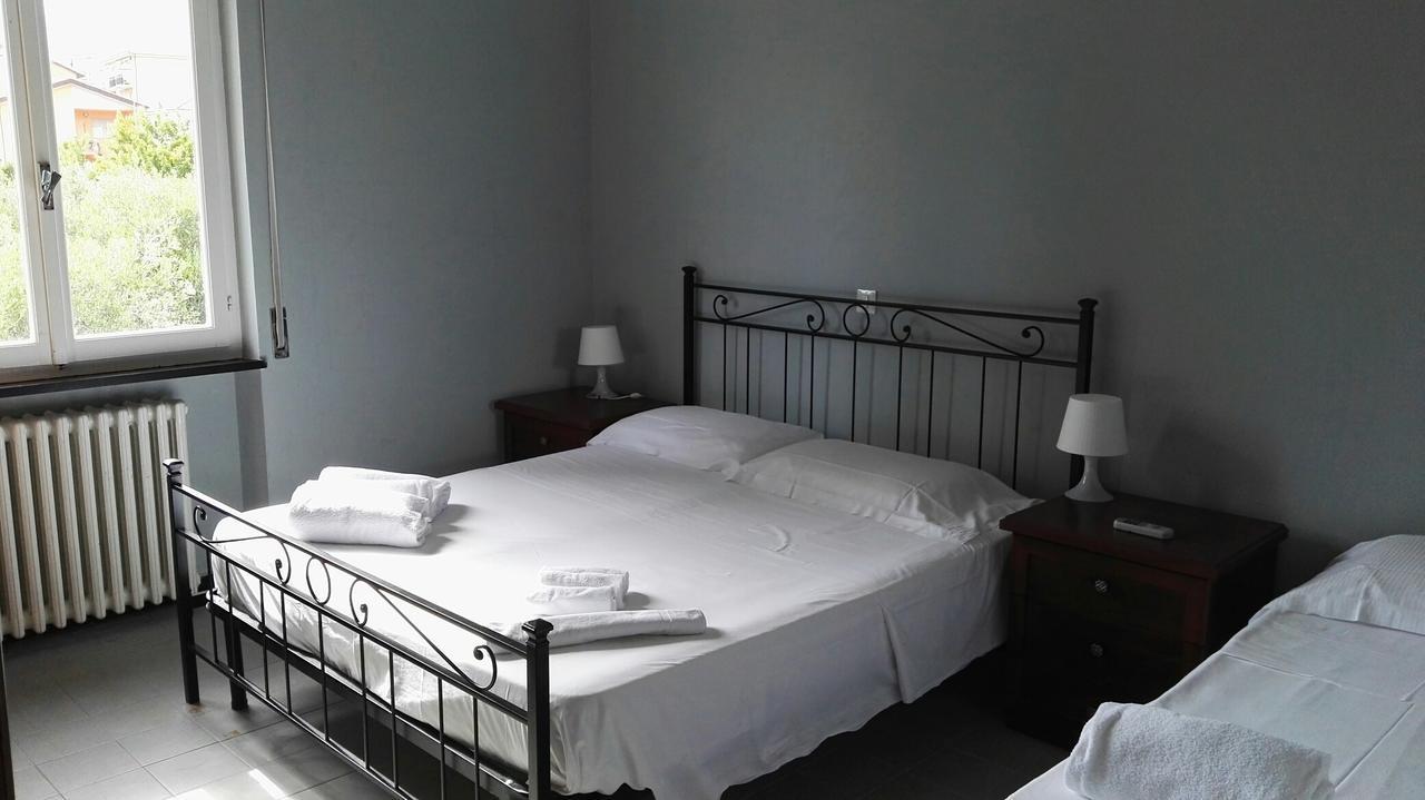 Hotel Riviera Pietra Ligure Buitenkant foto